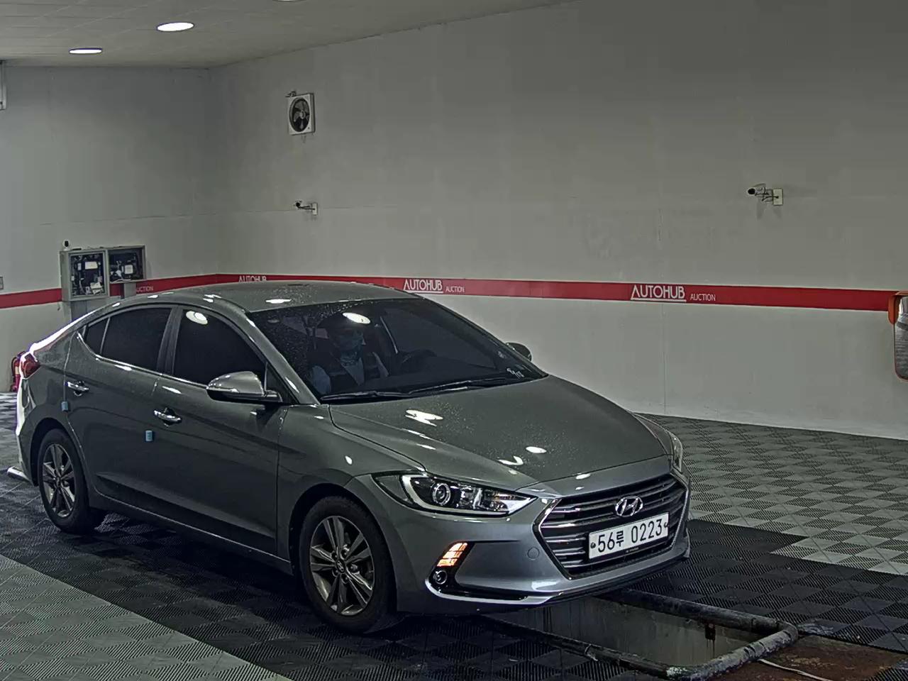 هيونداي أفانتي 2016 AD MODERN