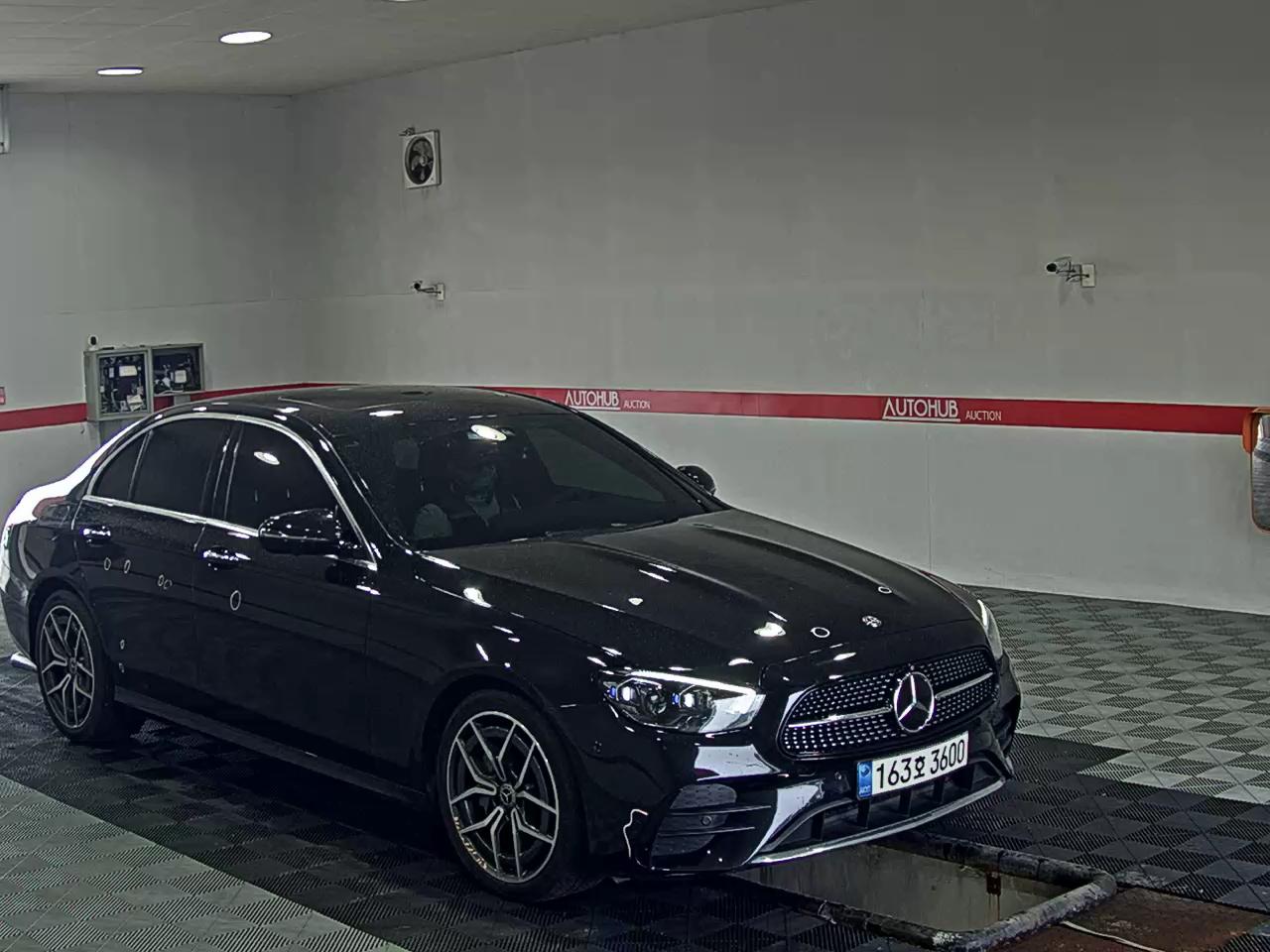 مرسيدس بنز E Class (5Th Gen) E220D فورماتيك AMG Line 2021 E220d 4MATIC LINE