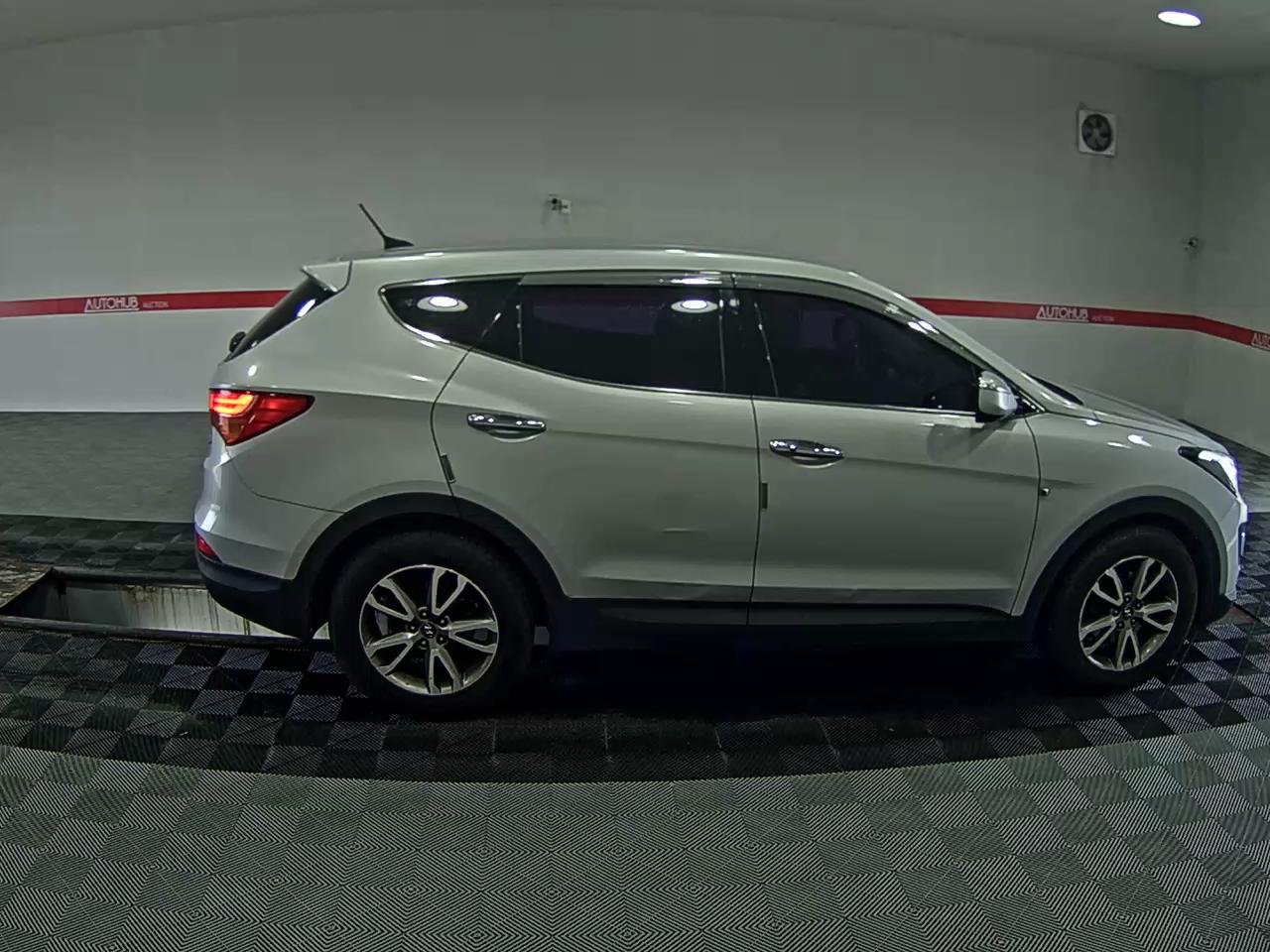 هيونداي سانتافي 2013 MODERN