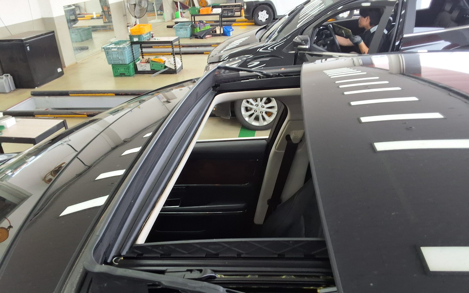 جاكوار Xj (8Th Gen) 3.0 Sc Lwb بريميوم لكجري 2014 بريميوم فاخر