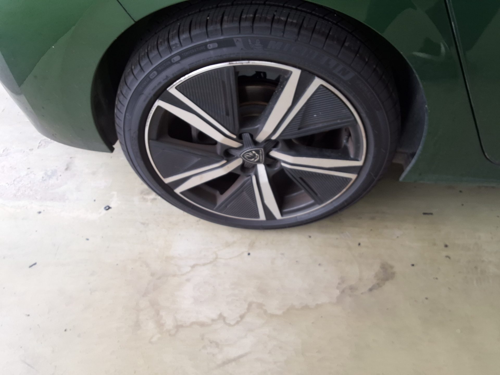 بيجو 308 (3Rd Gen) 1.5 Bluehdi GT 2023 GT