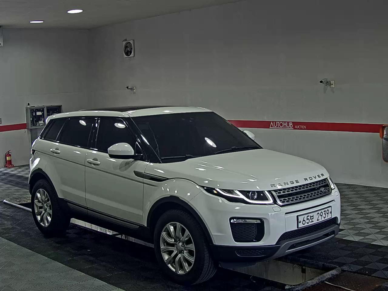لاند روفر Rover رينج روفر Evoque 2.0 Td4 Se 2018 SE
