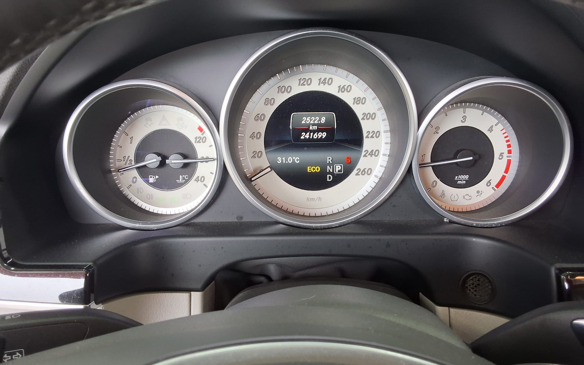 مرسيدس بنز E Class (4Th Gen) E220 Cdi Bluetec Avantgarde 2016 E220
