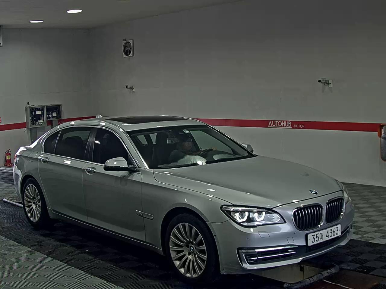 بي إم دبليو 7 Series (5Th Gen) 740Li 2013 740Li
