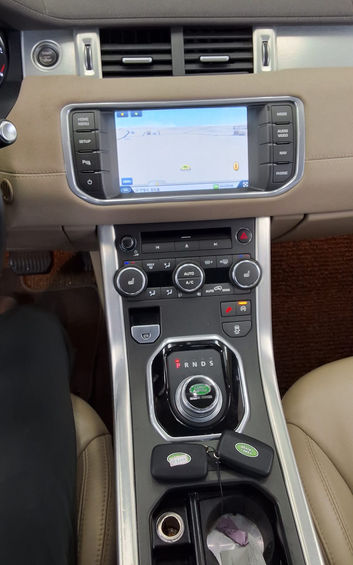 لاند روفر Rover رينج روفر Evoque 2.2 Sd4 Pure 2015