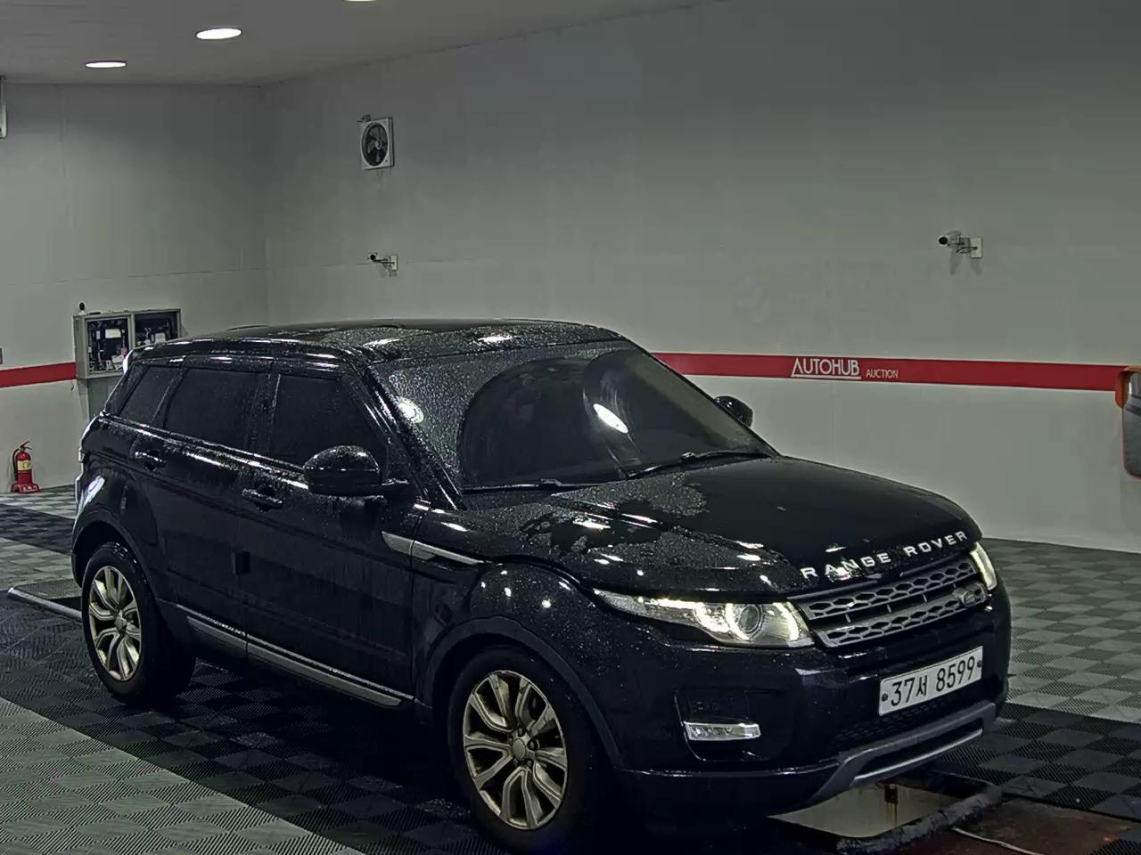 لاند روفر Rover رينج روفر Evoque 2.2 Sd4 Pure 2015