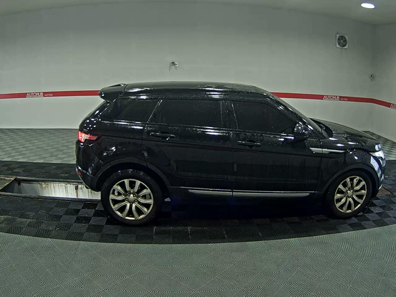 لاند روفر Rover رينج روفر Evoque 2.2 Sd4 Pure 2015