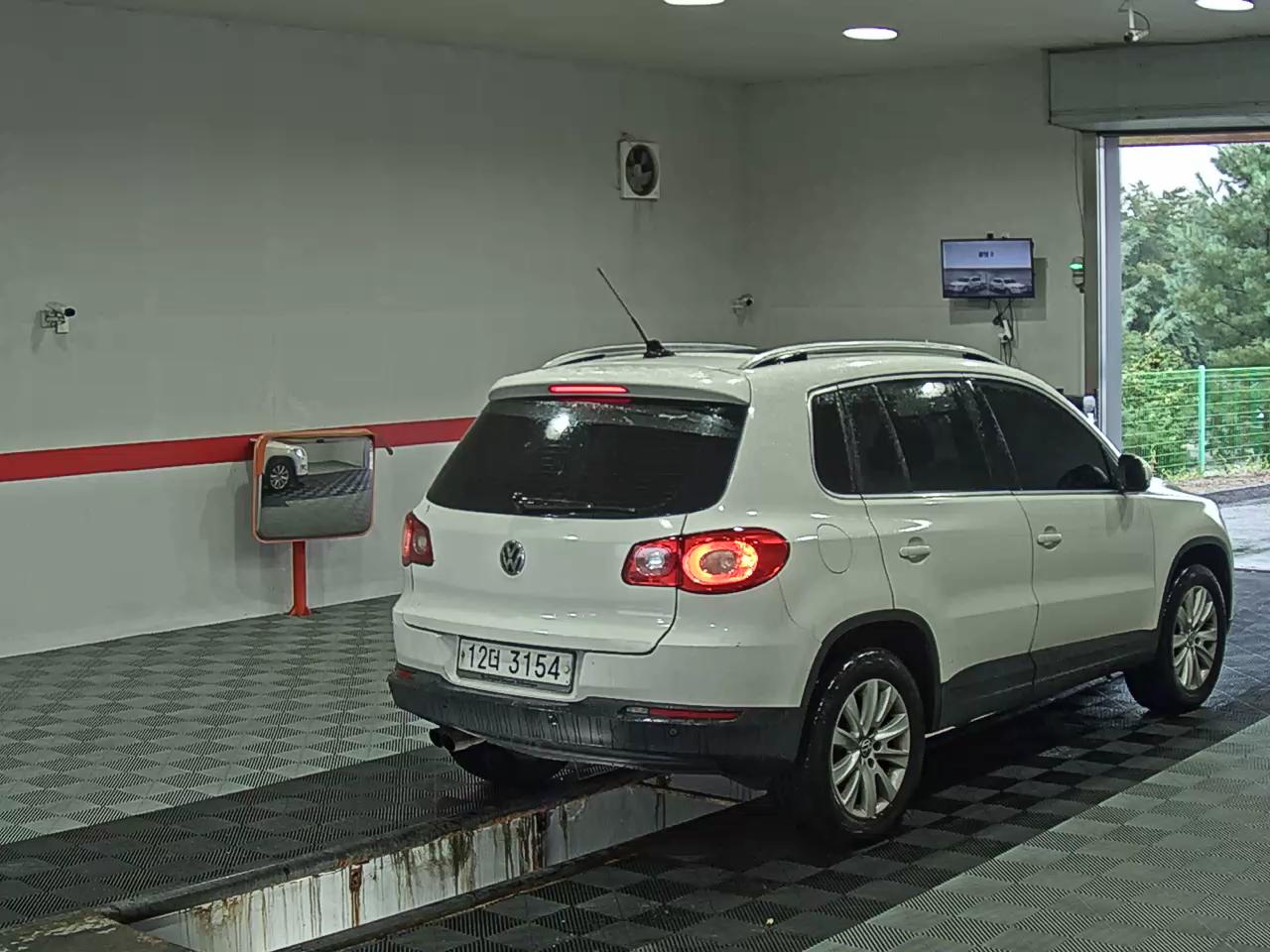 فولكس فاجن تيجوان 2.0 TDI 4Motion 2011