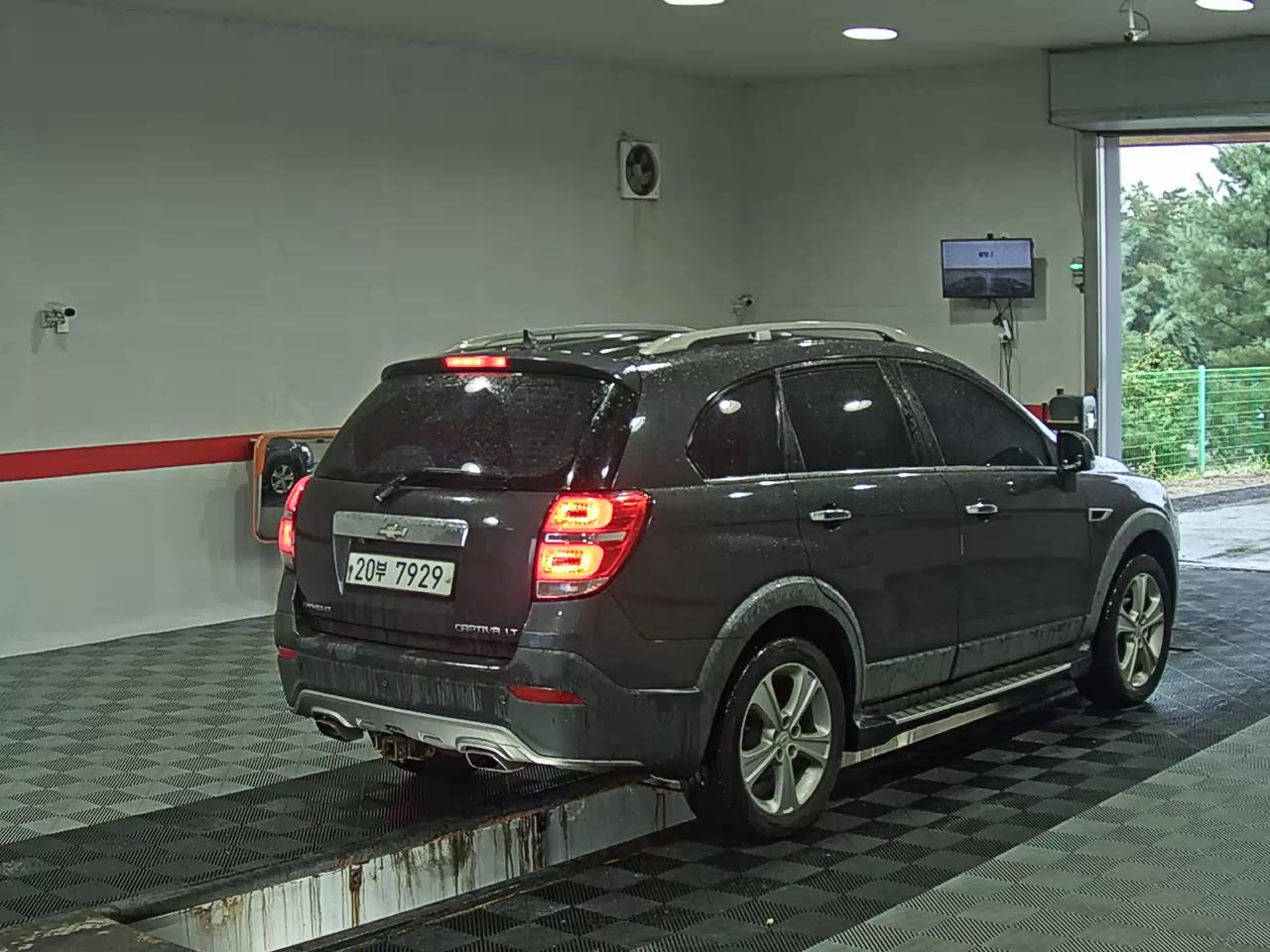 شيفروليه (Daewoo) كابتيفا ديزل 2.0 دفع ثنائي Lt بريميوم 2015 LT بريميوم