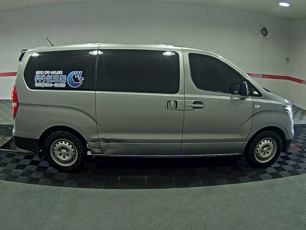 هيونداي الجديد جراند ستاركس 3 Seater ديزل فان ستايل 2019 VAN STYLE