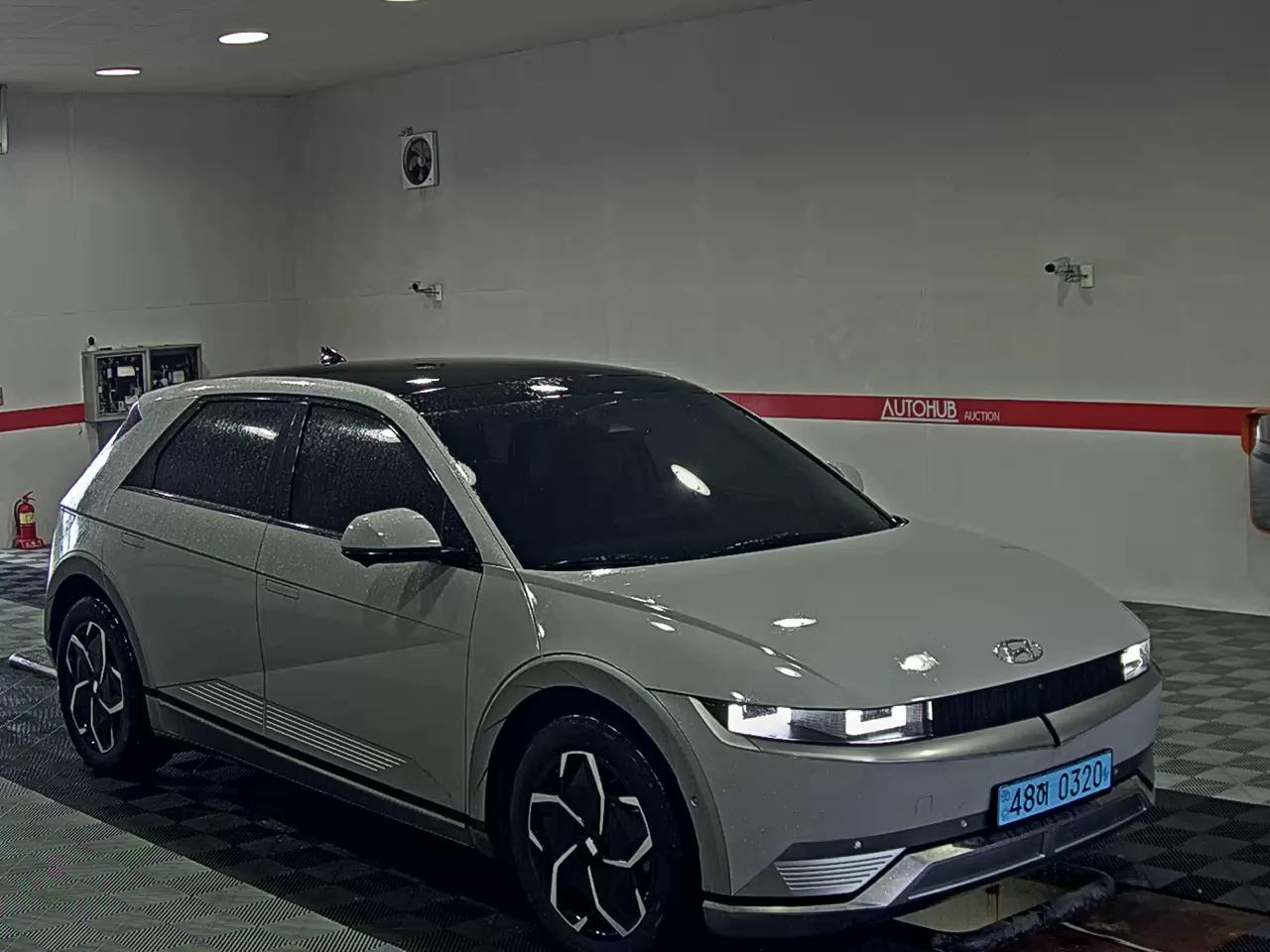 هيونداي أيونيك 2023 EV دفع رباعي طويل المدى PRESTIGE
