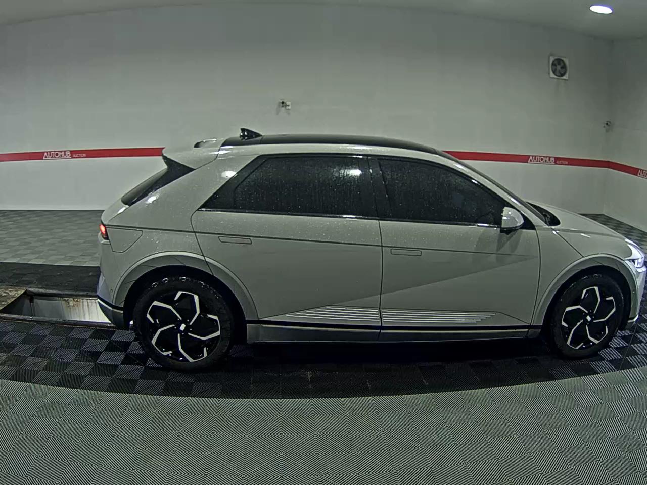 هيونداي أيونيك 2023 EV دفع رباعي طويل المدى PRESTIGE