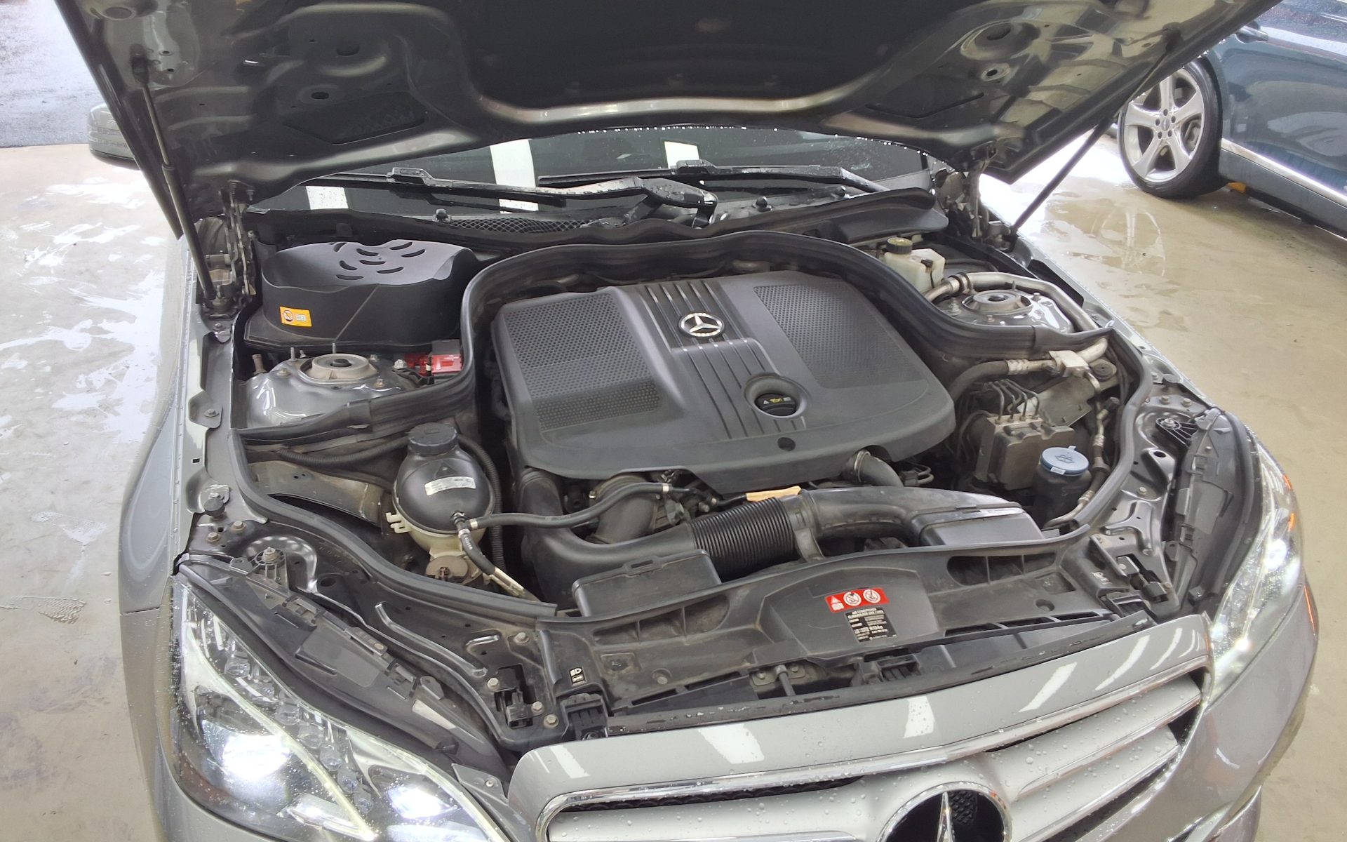 مرسيدس بنز E Class (4Th Gen) E250 Cdi فورماتيك 2014 4MATIC