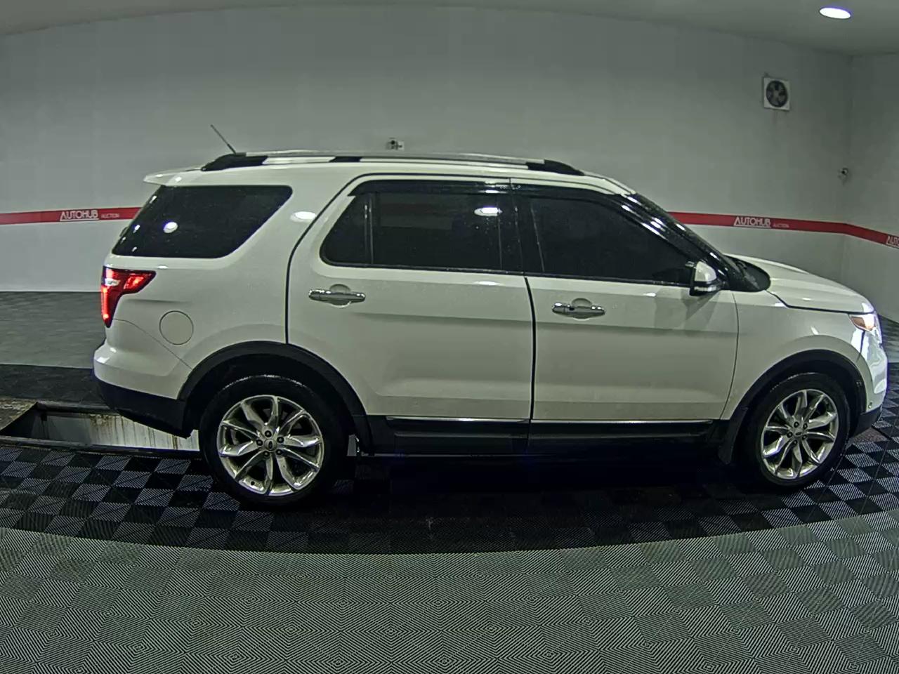 فورد إكسبلورر (5Th Gen) 3.5 V6 دفع رباعي ليميتد 2014