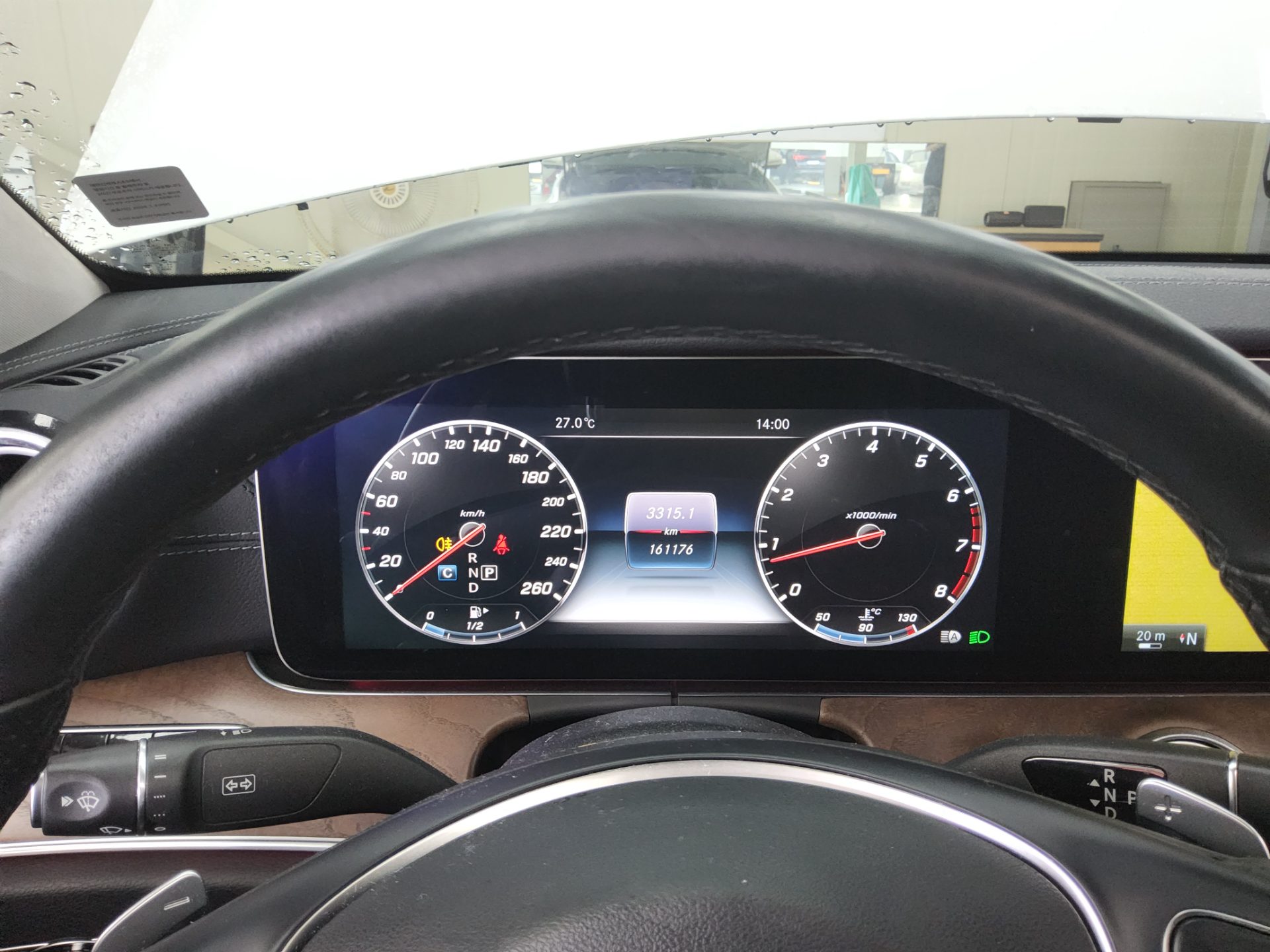 مرسيدس بنز E Class (5Th Gen) E300 فورماتيك إكسكلوسيف 2017 4MATIC إكسكلوسيف