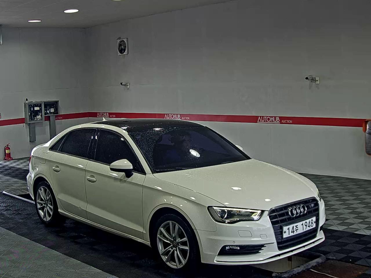 أودي إيه 3 (3Rd Gen) 35 TDI Dynamic 2015