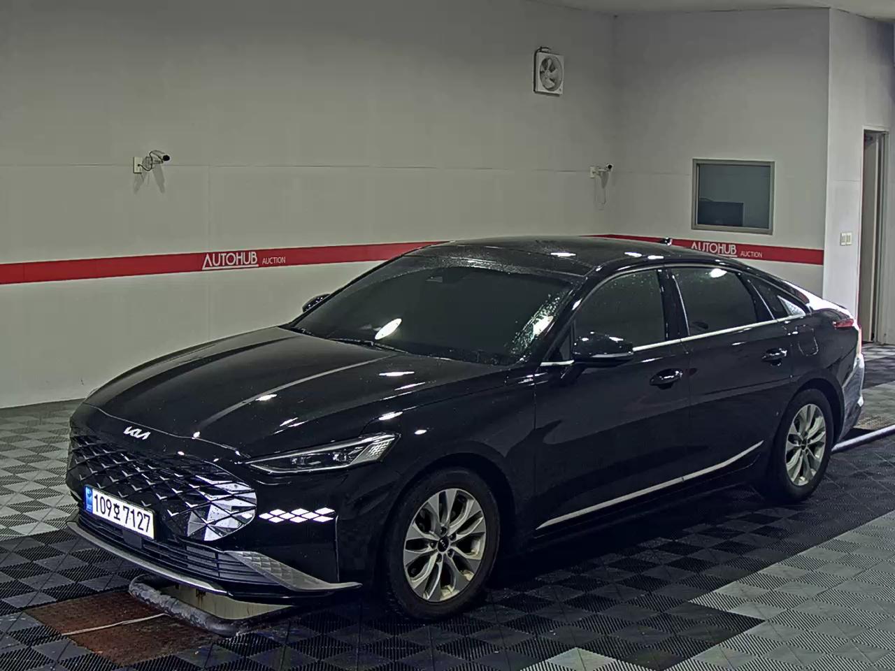 Kia K8