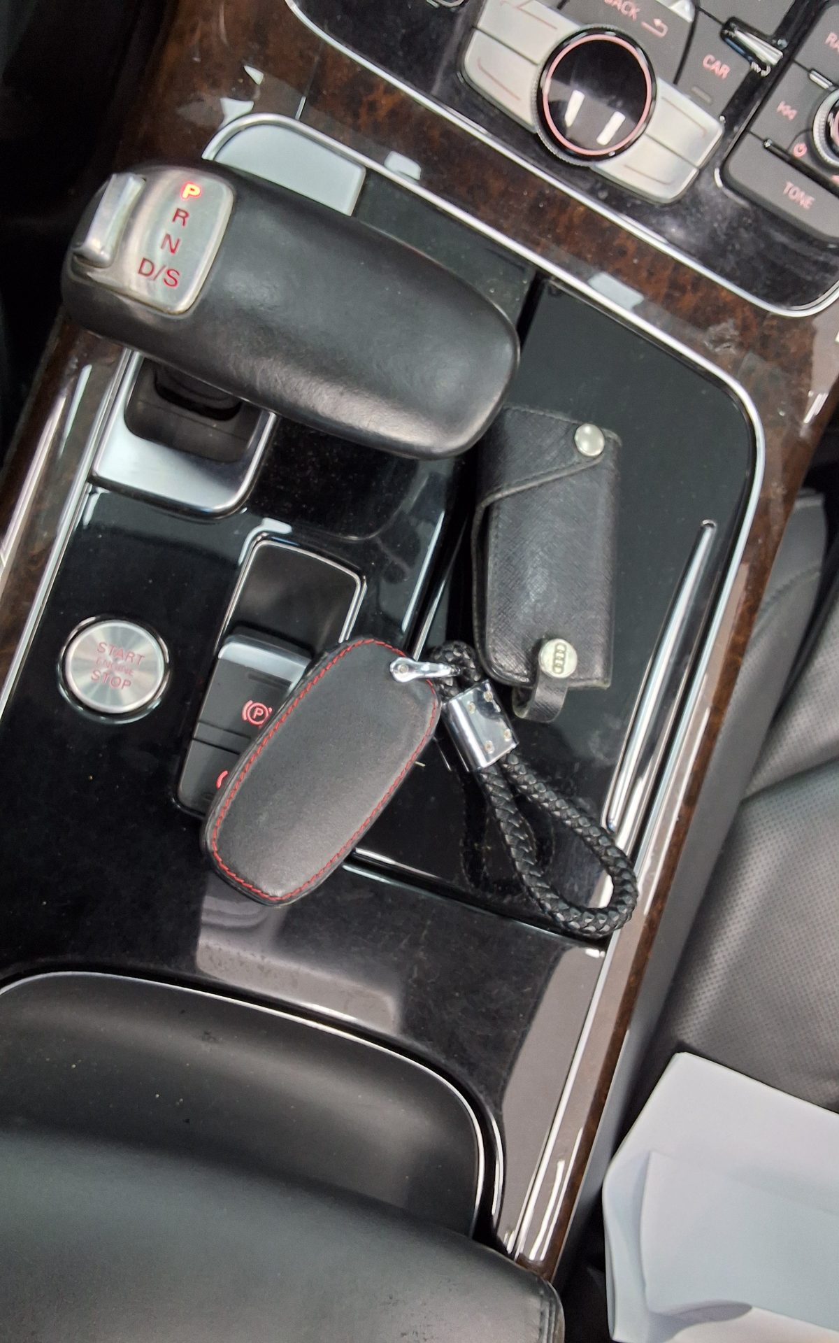 أودي إيه 8 (3Rd Gen) 50 TDI كواترو 2015