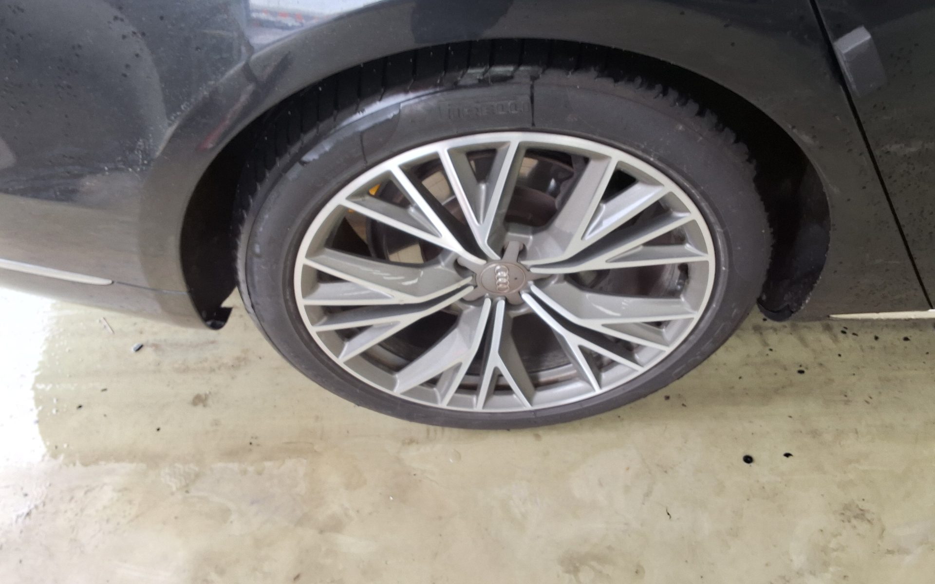 أودي إيه 8 (3Rd Gen) 50 TDI كواترو 2015
