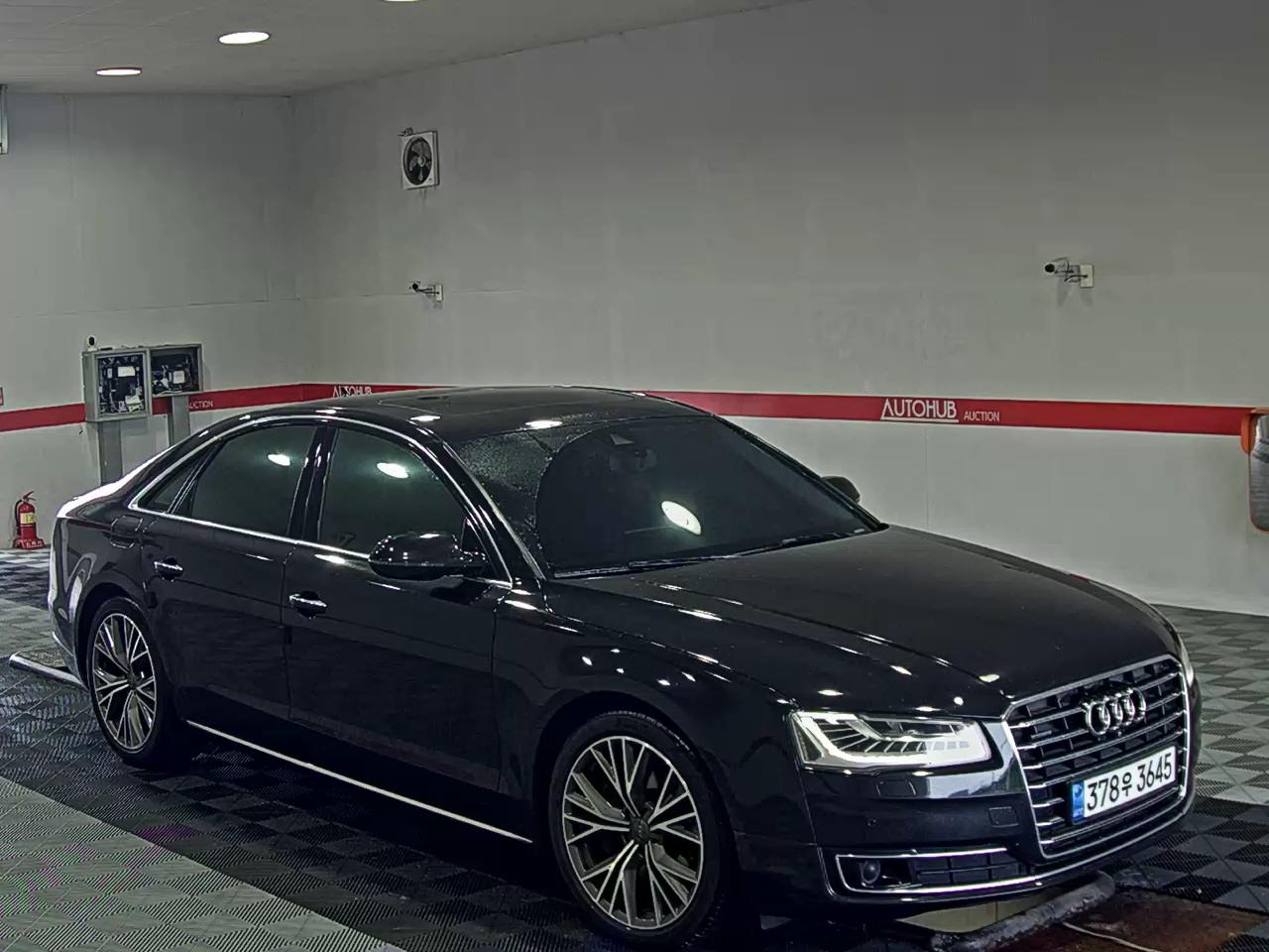 أودي إيه 8 (3Rd Gen) 50 TDI كواترو 2015