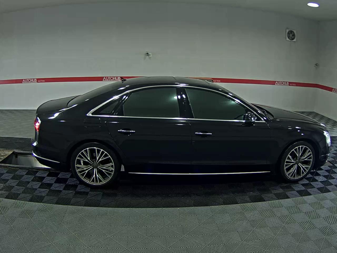 أودي إيه 8 (3Rd Gen) 50 TDI كواترو 2015