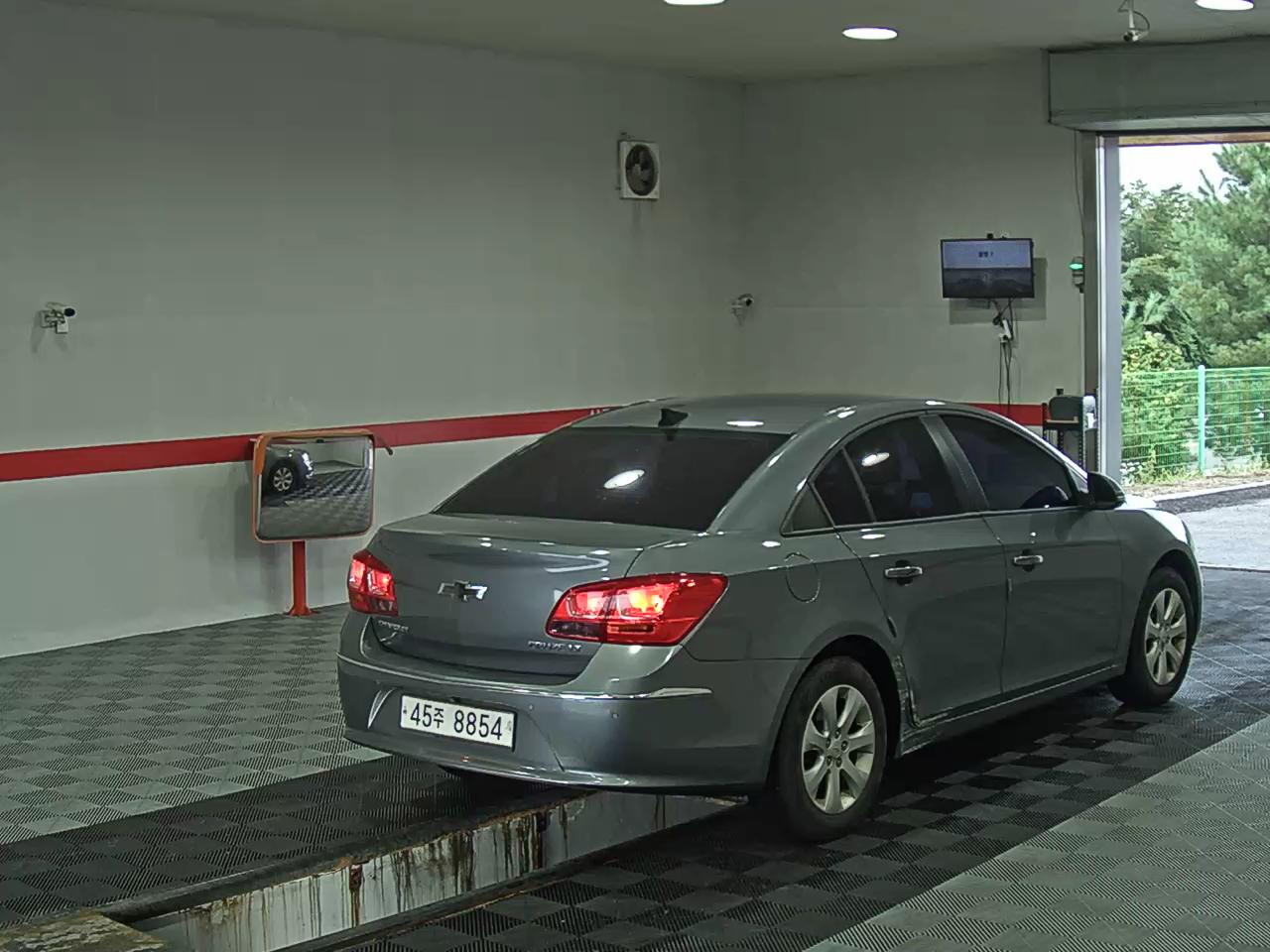 شيفروليه (Daewoo) Amazing كروز 4 أبواب 1.8 Lt ديلوكس Pack 2016 LT