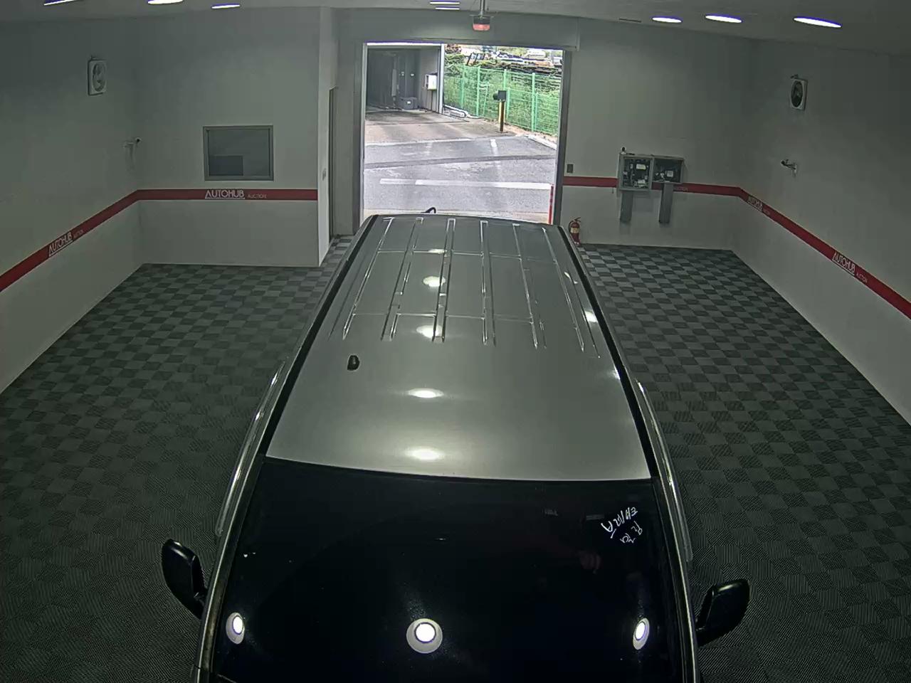 هيونداي جراند ستاركس 5 Seater ديزل فان Cvx بريميوم 2015 VAN بريميوم