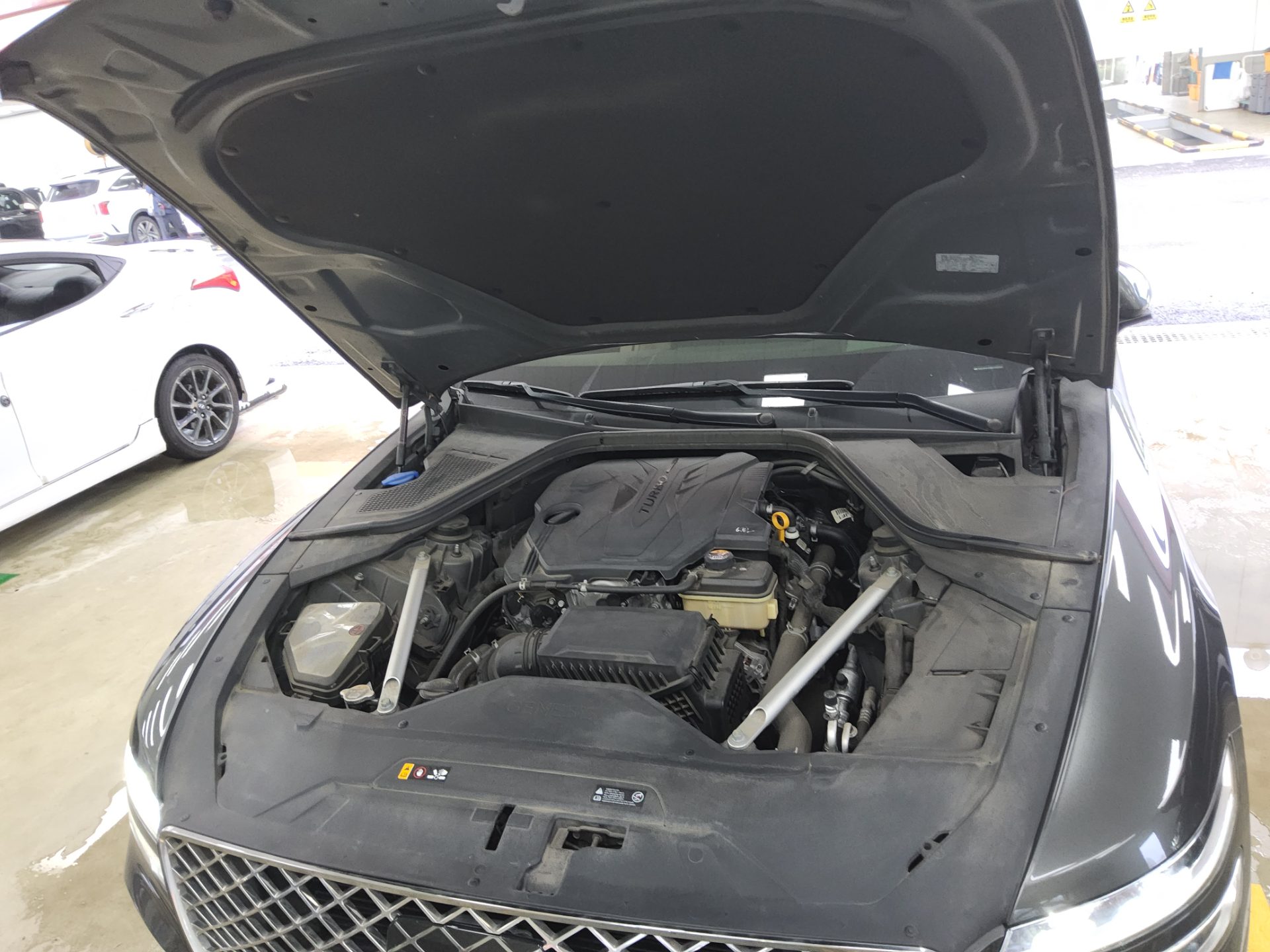 جينيسيس جينيسيس G80 2022 دفع رباعي BASE