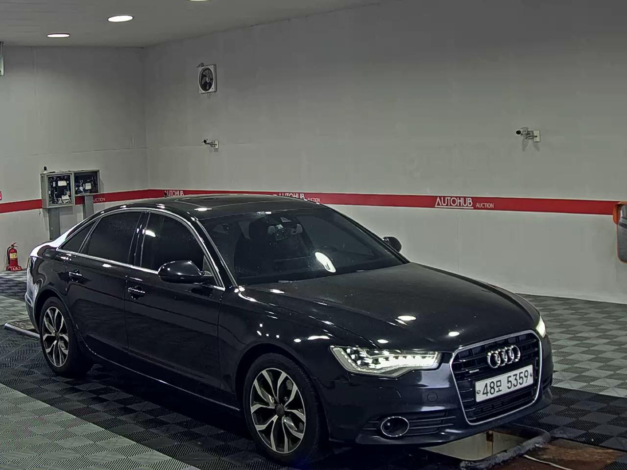 أودي إيه 6 (4Th Gen) 3.0 TDI كواترو Led Pack 2014