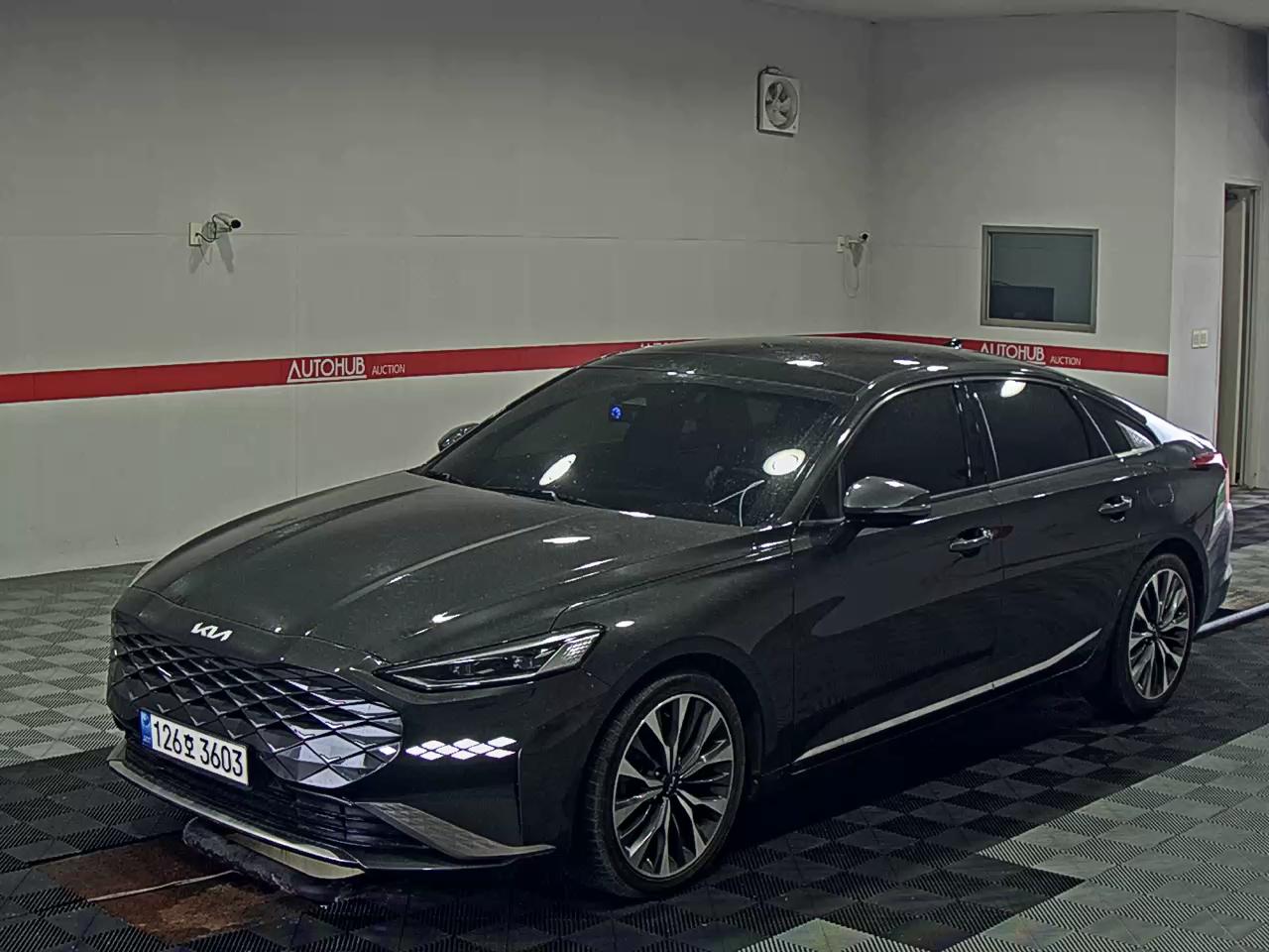 Kia K8