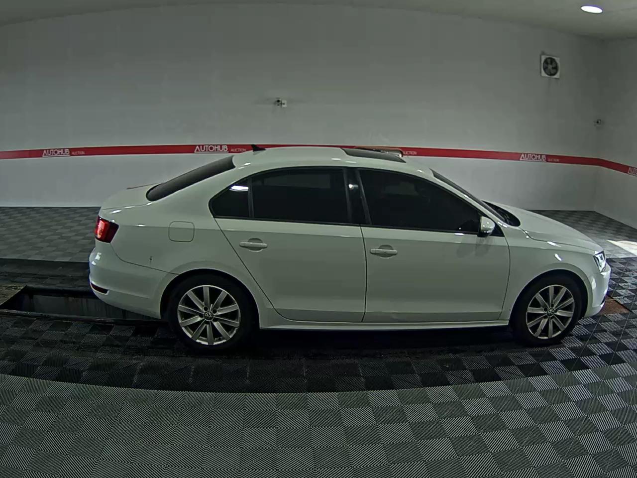 فولكس فاجن جيتا (6Th Gen) 2.0 TDI 2014