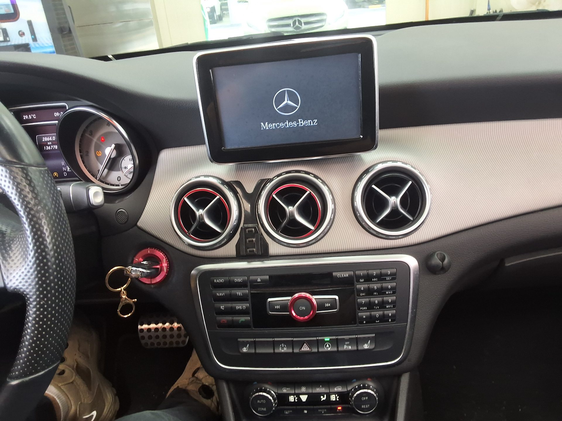 مرسيدس بنز جي إل إيه Class جي إل إيه 200 Cdi 2015
