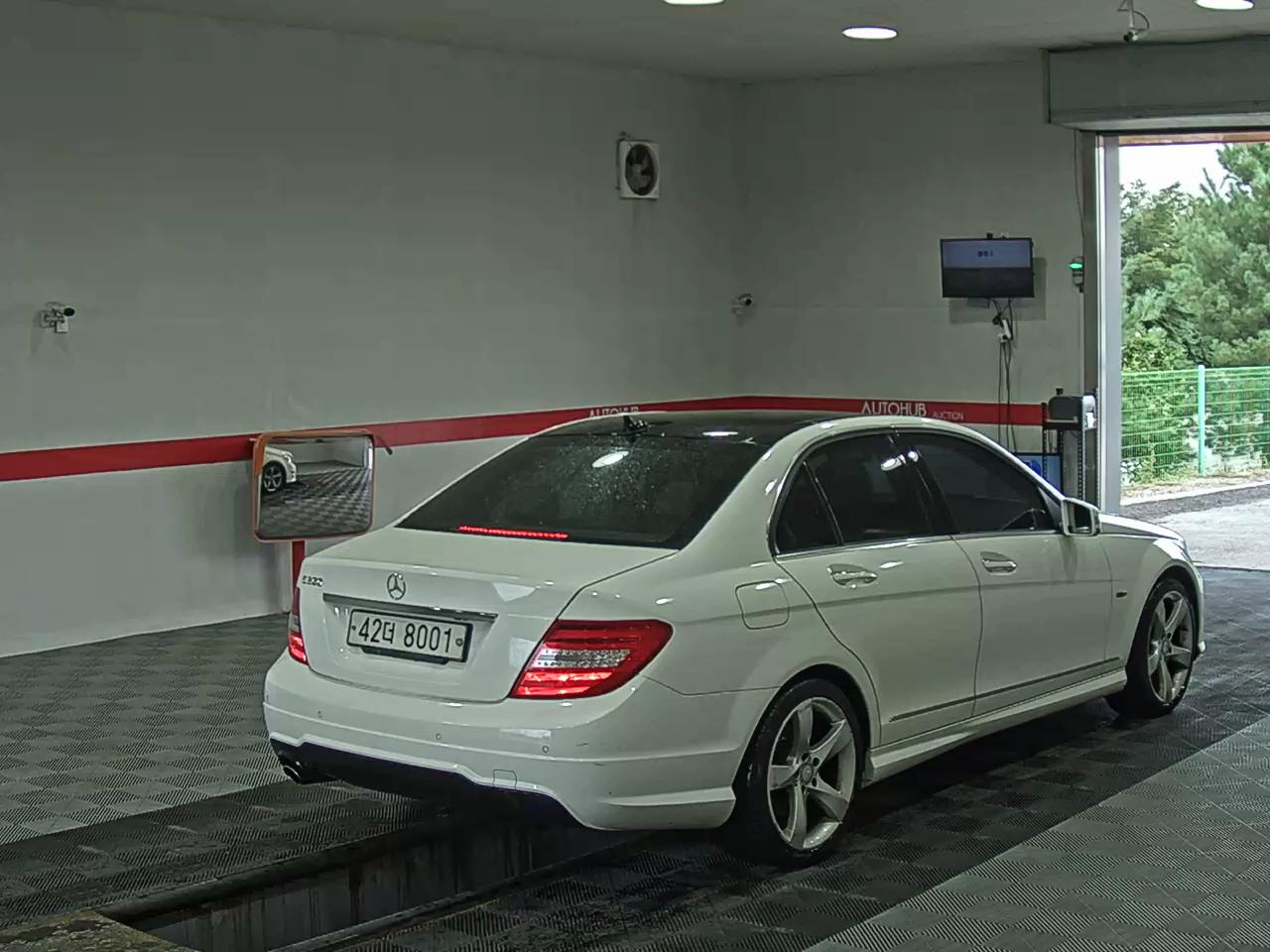 مرسيدس بنز C Class (3Rd Gen) C200 Avantgarde Edition C 2014 C200