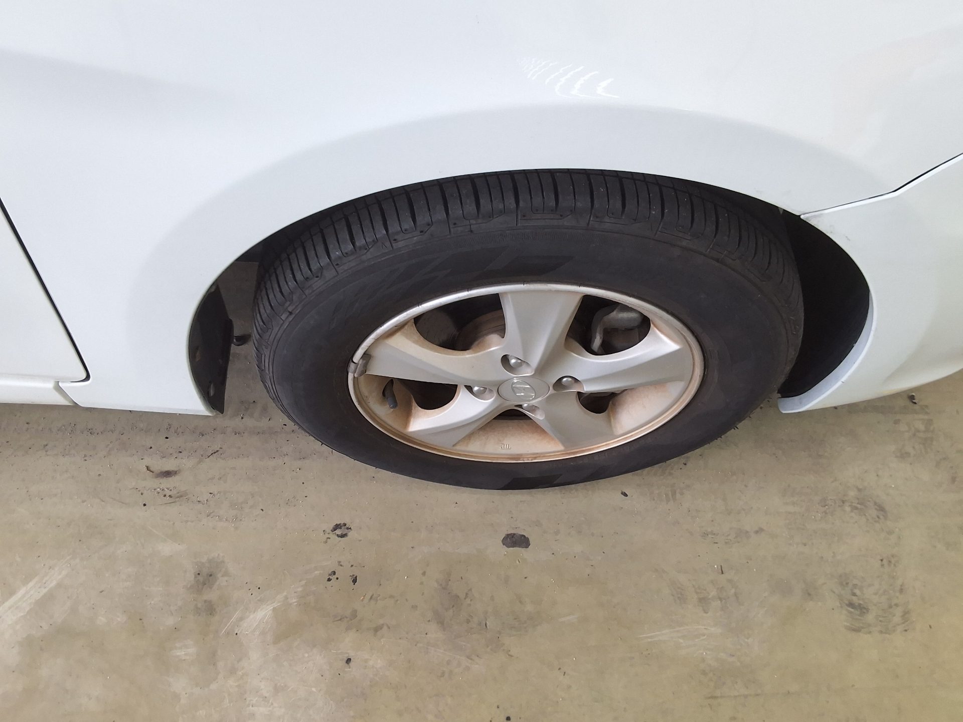 هيونداي جديد أكسنت 1.4 Vvt مودرن 2014 MODERN