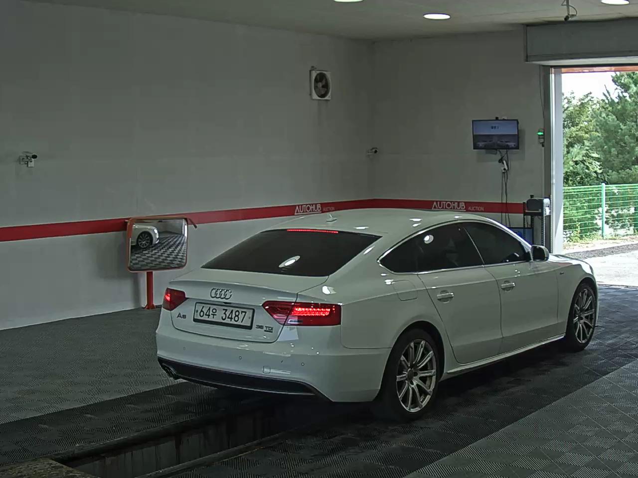 أودي إيه 5 35 TDI كواترو Sportback Dynamic 2015