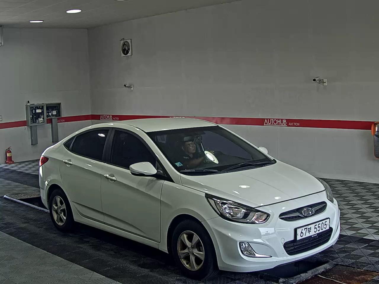 هيونداي جديد أكسنت 1.4 Vvt مودرن 2014 MODERN