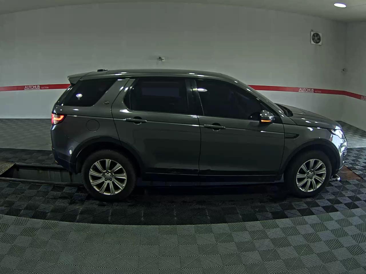 لاند روفر Rover Discovery Sport 2.0 Td4 Se 2016 SPORT SE