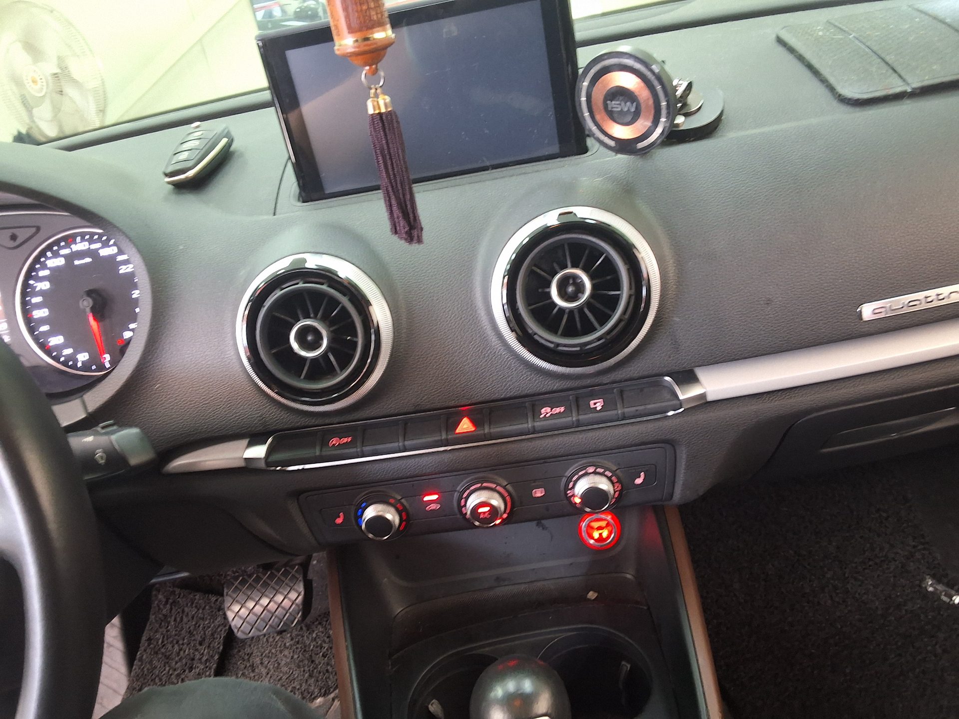 أودي إيه 3 (3Rd Gen) 25 TDI Dynamic 2015