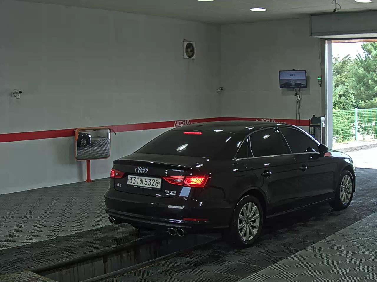 أودي إيه 3 (3Rd Gen) 25 TDI Dynamic 2015
