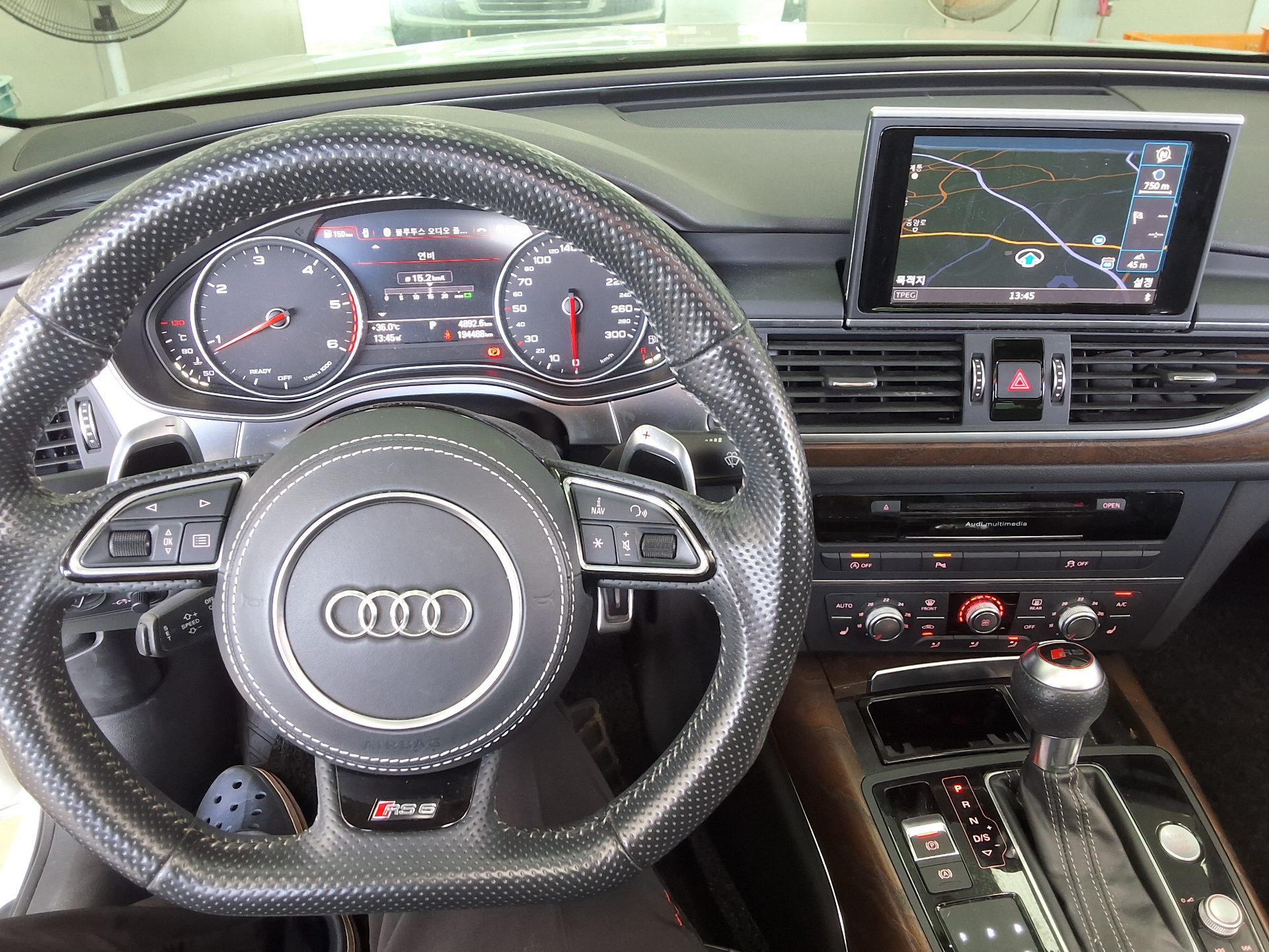 أودي إيه 6 (4Th Gen) 35 TDI Comfort 2016