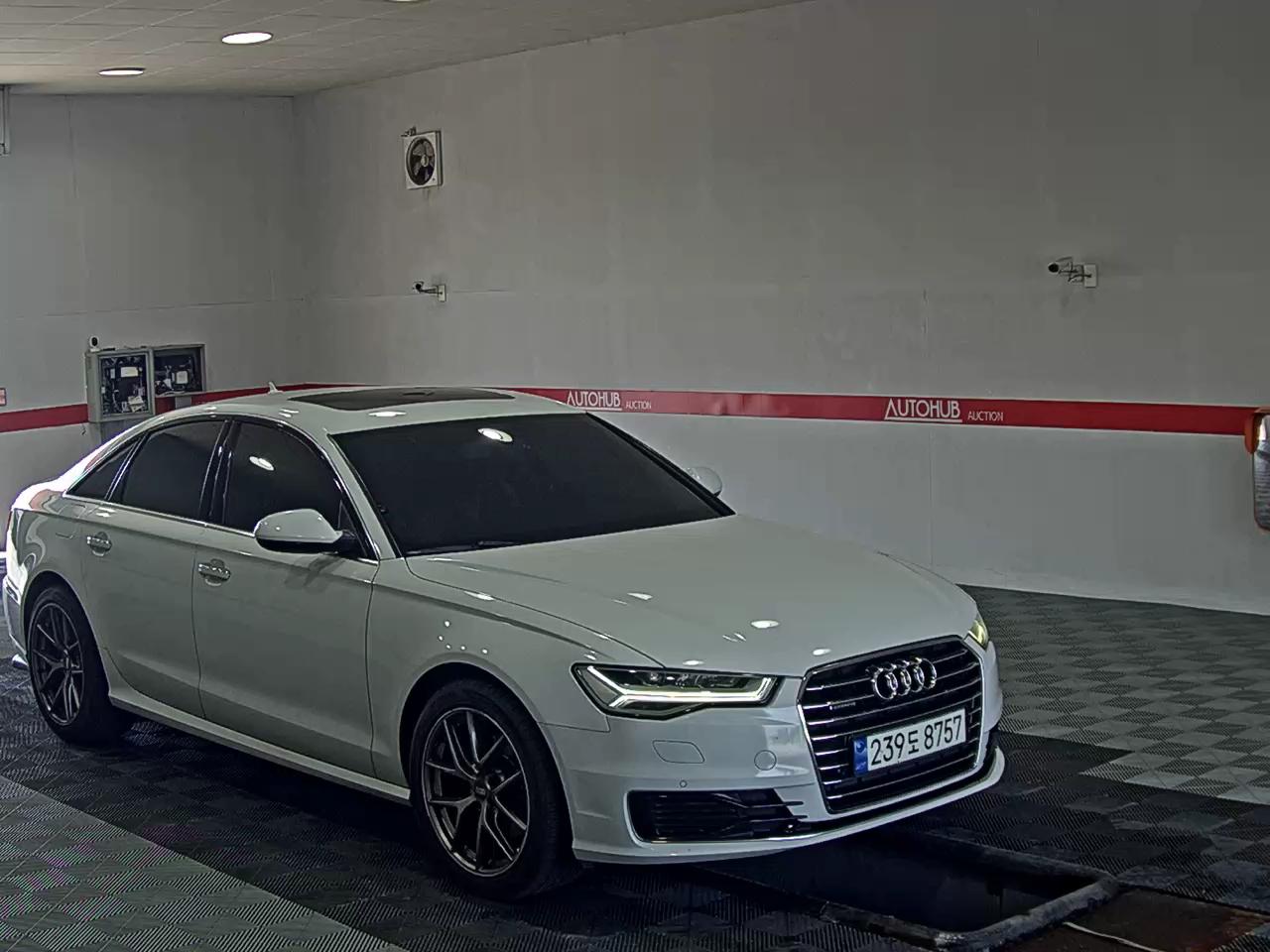أودي إيه 6 (4Th Gen) 35 TDI Comfort 2016