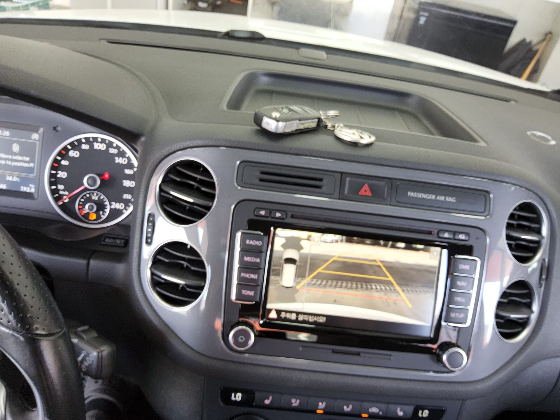 فولكس فاجن تيجوان 2.0 TDI Bluemotion R Line 2016 LINE