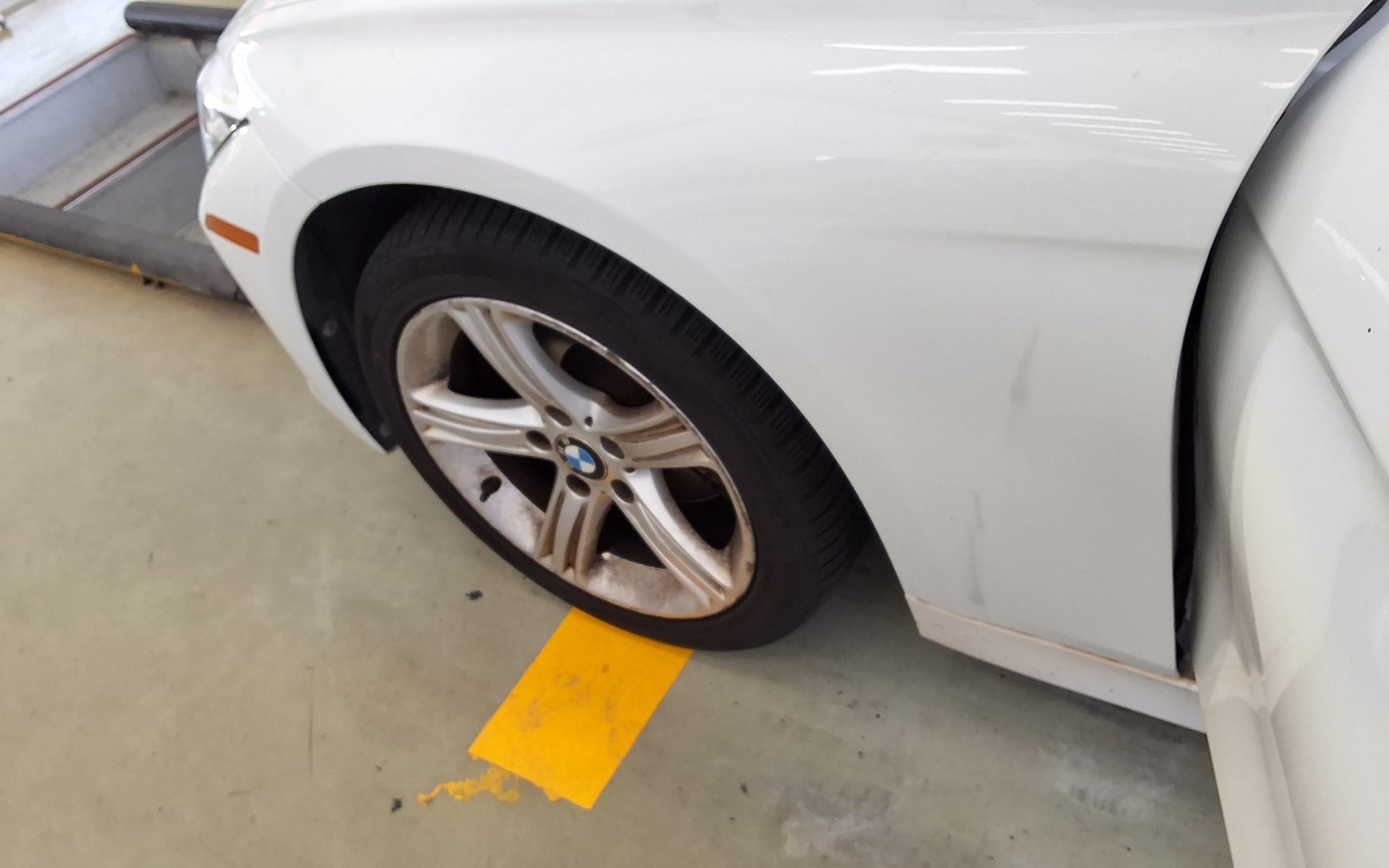 بي إم دبليو 3 Series (6Th Gen) 320D 2013 320d