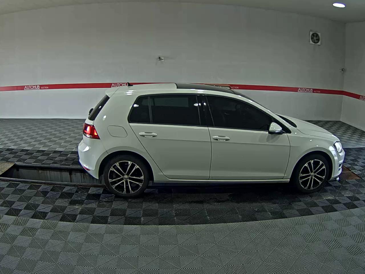 فولكس فاجن جولف (7Th Gen) 2.0 TDI بريميوم 2014 بريميوم