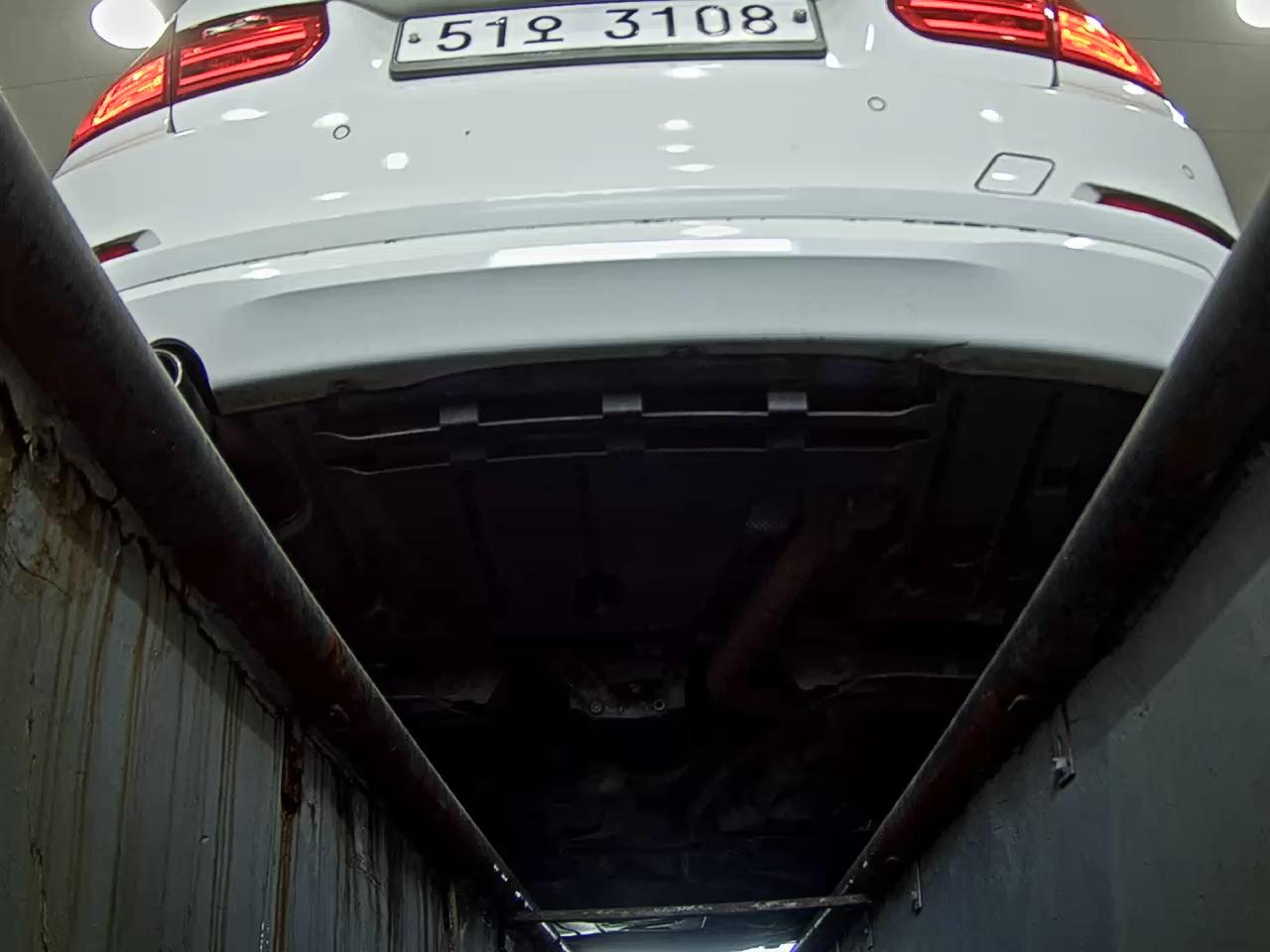 بي إم دبليو 3 Series (6Th Gen) 320D 2013 320d