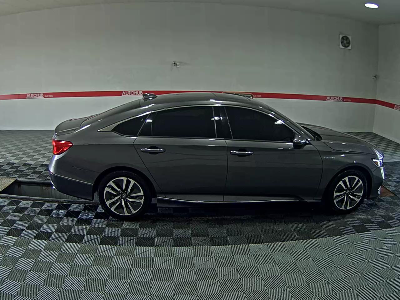 هوندا أكورد (10Th Gen) 2.0 هايبرد Ex L 2018