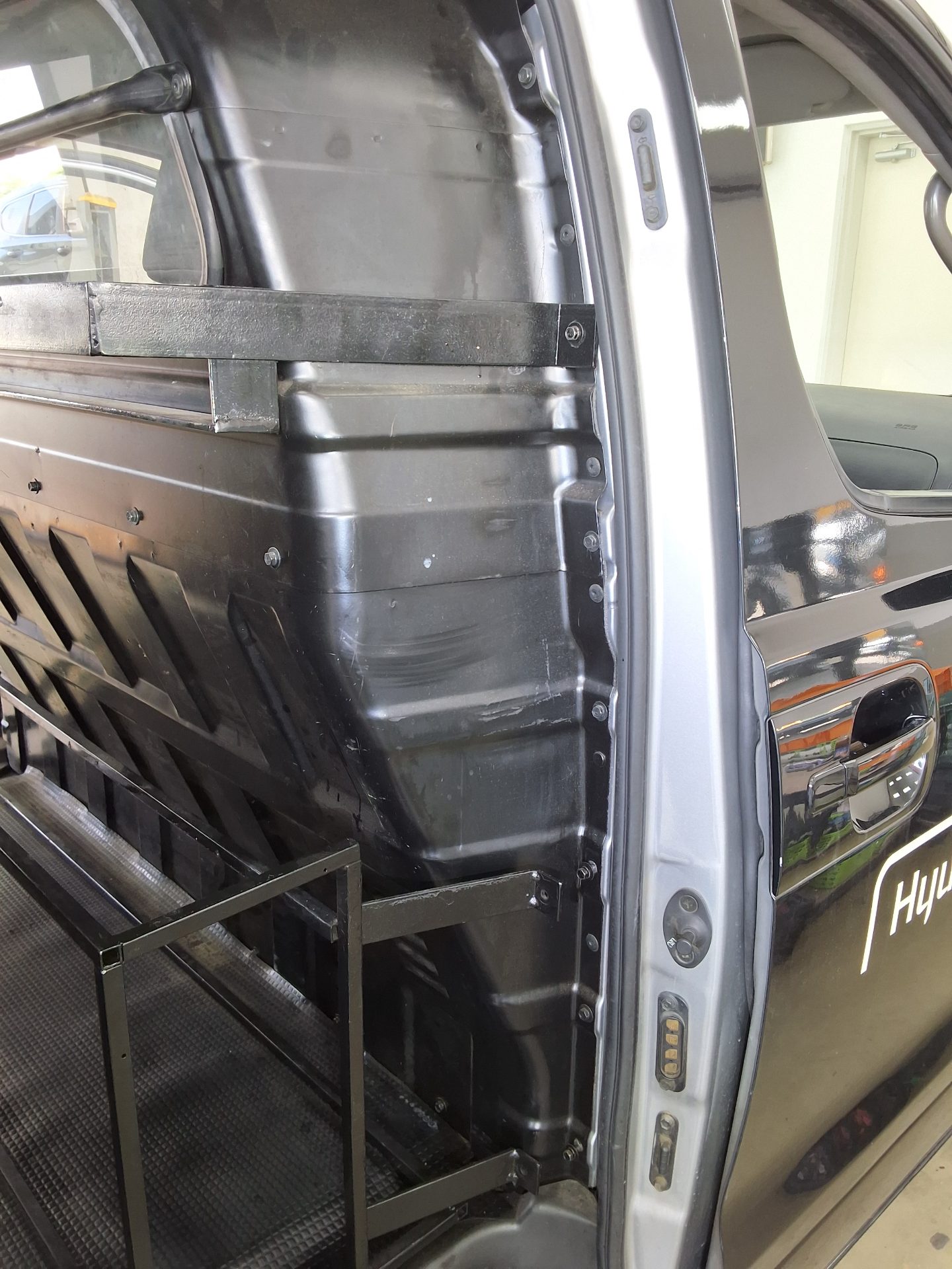 هيونداي جراند ستاركس 3 Seater ديزل فان سمارت 2017 VAN SMART