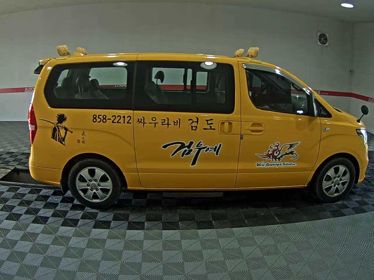 هيونداي الجديد جراند ستاركس Child Safety Vehicle 12 Seater ديزل 2019