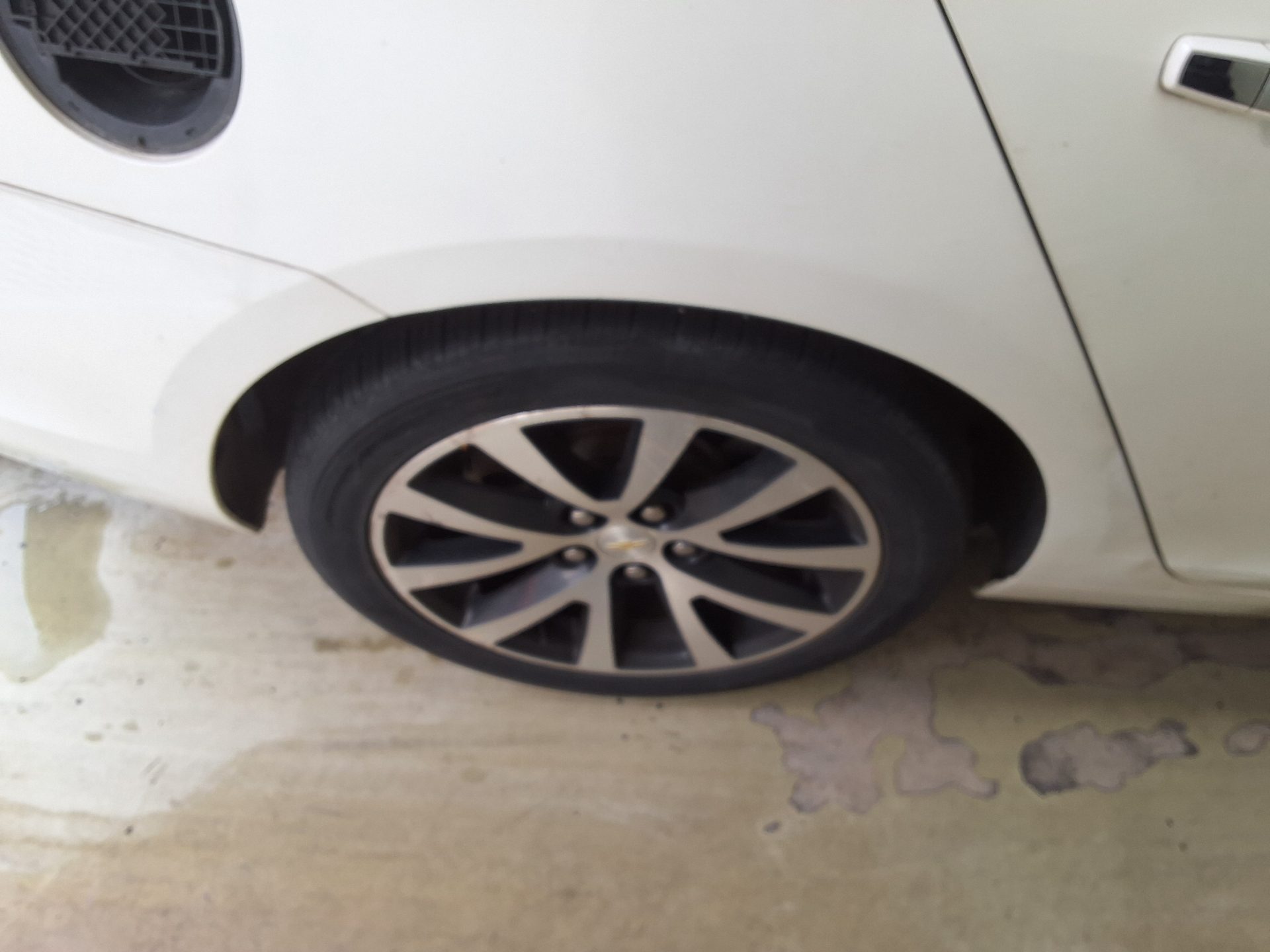 شيفروليه (Daewoo) ماليبو 2.0 بنزين Ltz ديلوكس Pack (Black Wheels) 2015 LTZ