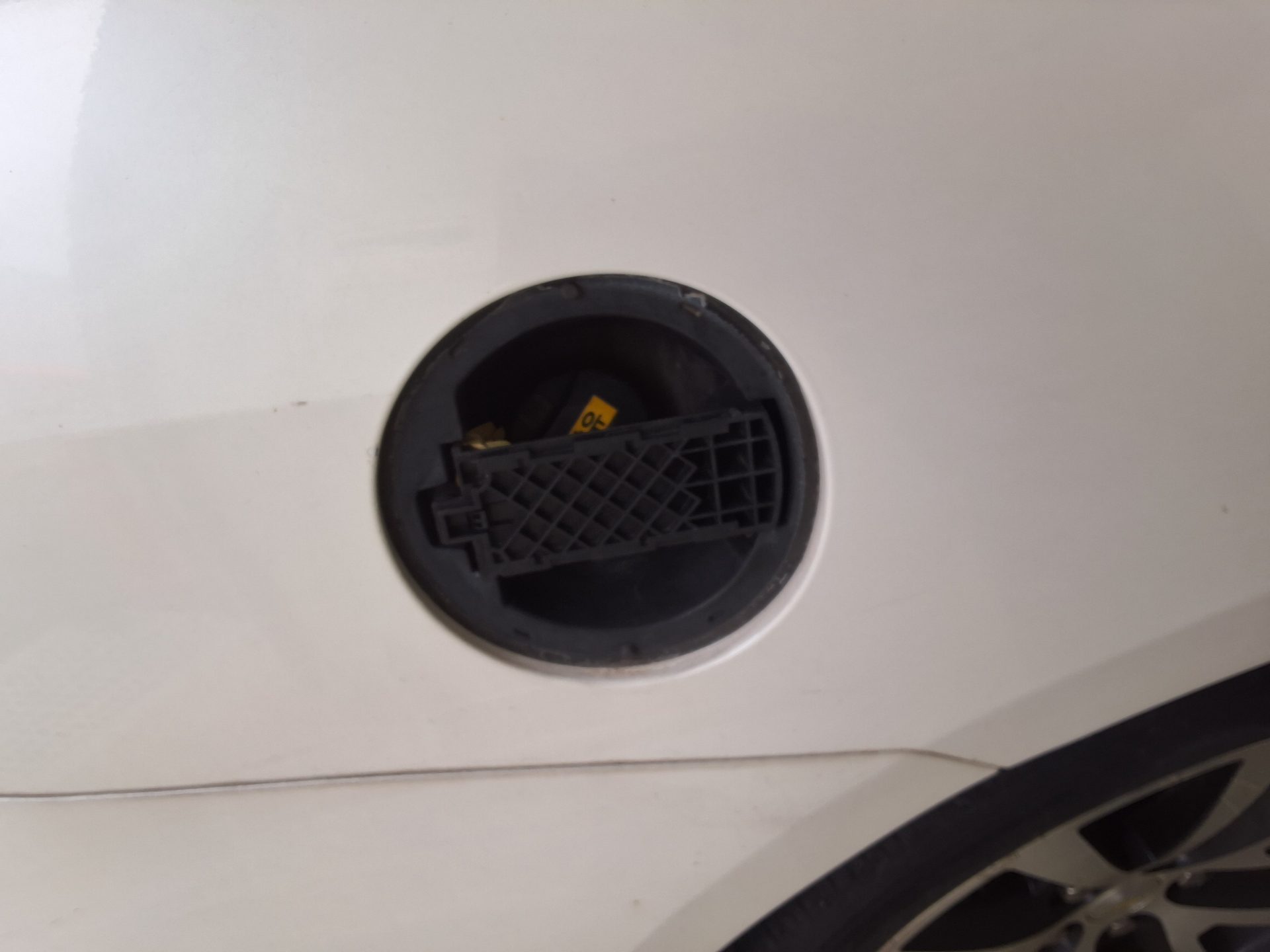 شيفروليه (Daewoo) ماليبو 2.0 بنزين Ltz ديلوكس Pack (Black Wheels) 2015 LTZ